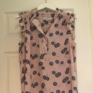 LOFT Ruffle Split neck top